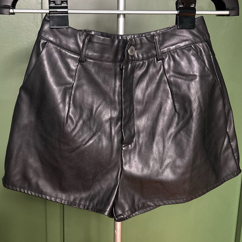 Wet Seal Silver Pleated Pencil Skirt Night Out